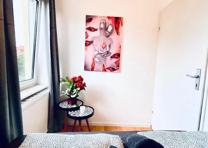 Comfortable 4br Perfect For Groups Apartman *