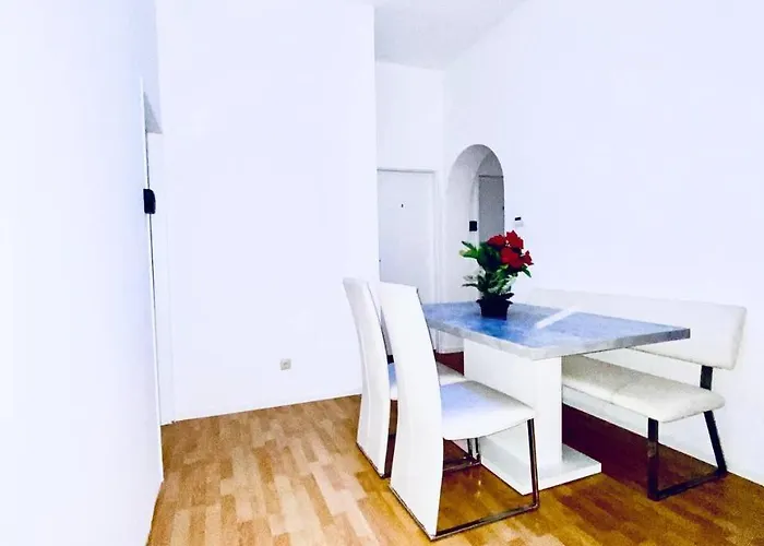 Apartman Comfortable 4br Perfect For Groups *